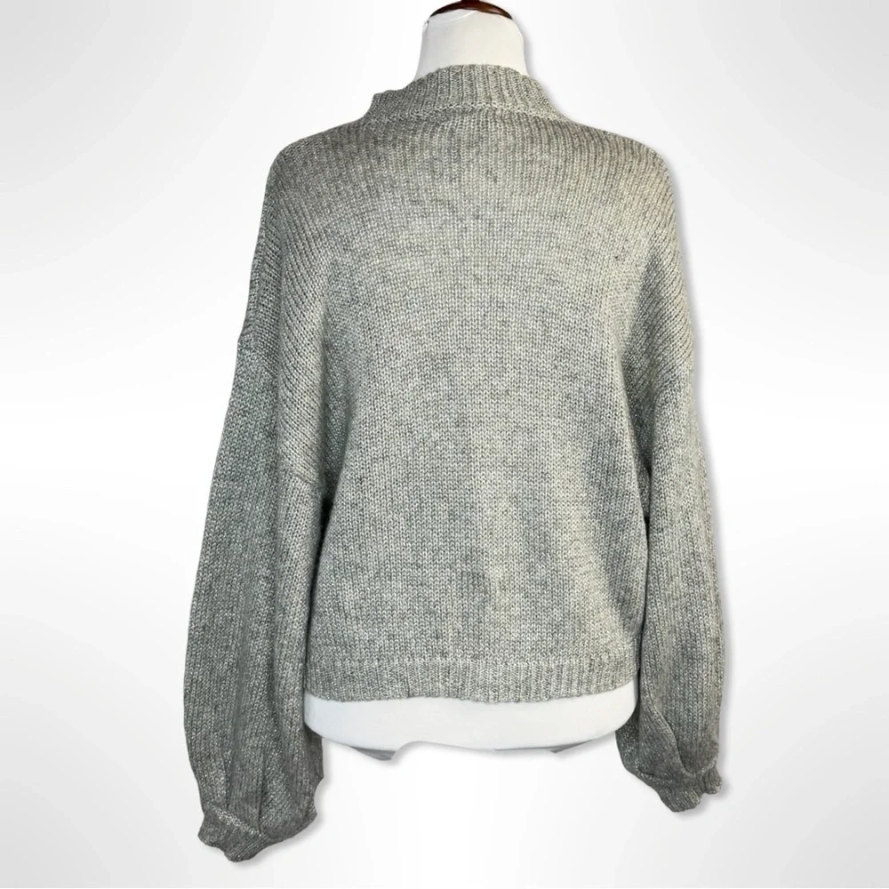 BB Dakota by Steve Madden Grey Metallic Balloon Sleeve Sweater